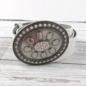 Landes white leather belt